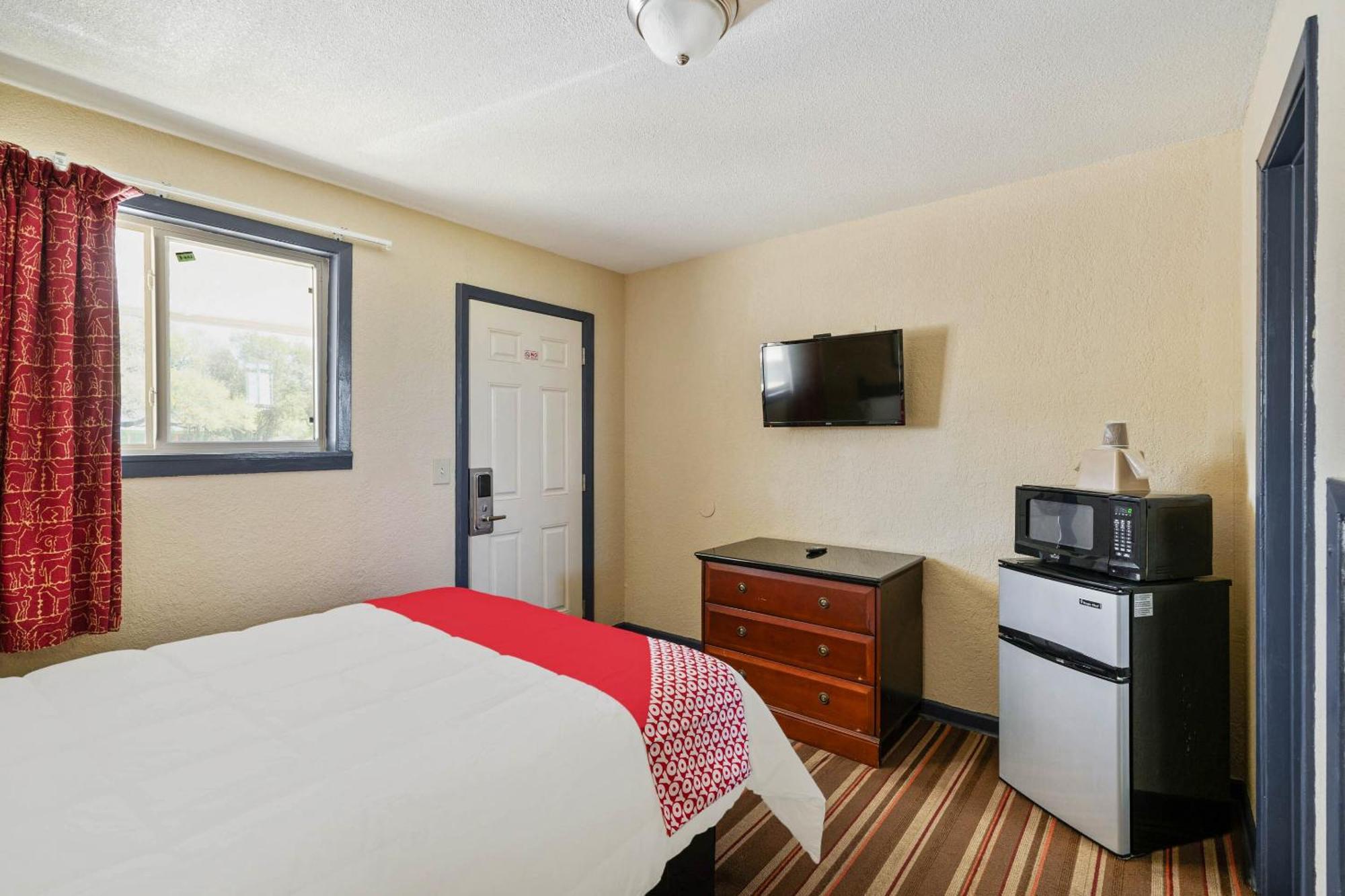Oyo Hotel Luling Tx Downtown I-10/Us-90 Dış mekan fotoğraf